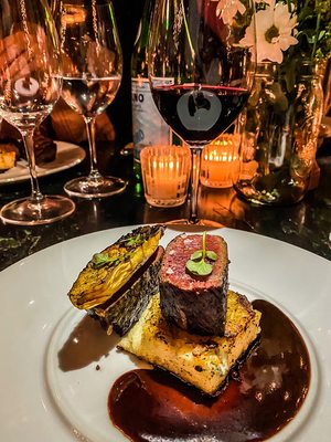 Zinc Bistro by null