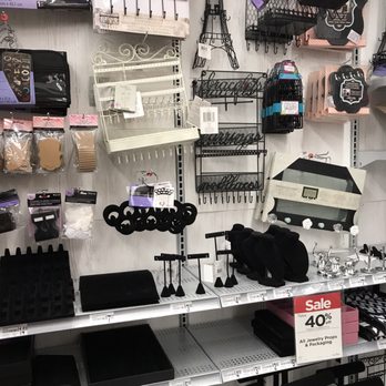 Michaels - Knitting Supplies Near Me - Chesapeake, Virginia