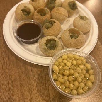Eggholic - Indian Street Food - Pani puri - Indian Near Me - Edison, New Jersey