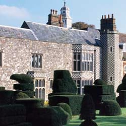 Hall Place and Gardens