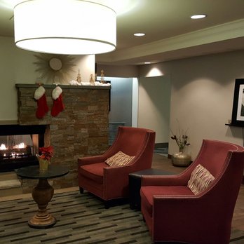 Hampton Inn Pittsburgh/Monroeville - Beautiful lobby and Christmas decorations! - Hotels Near Me - Monroeville, Pennsylvania Hampton Inn Pittsburgh/Monroeville - Beautiful lobby and Christmas decorations! - Hotels Near Me - Monroeville, Pennsylvania