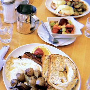 Emma S Country Kitchen 486 Photos 395 Reviews Breakfast Brunch 810 Saint Clair Avenue W Toronto On Restaurant Reviews Phone Number