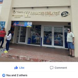 Farmacia Paris - WARNING this pharmacy as well as other places in Cancun will rip you off. They will tell u price in USD BUT it's in pesos!!! MANY LIES!!!
