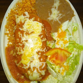 Little Rodeo - a plate of mexican food - Mexican Near Me - Los Angeles, California Little Rodeo - a plate of mexican food - Mexican Near Me - Los Angeles, California