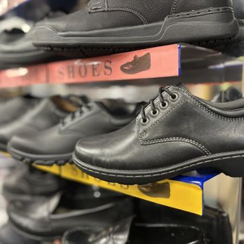 Da Bar Too Shoes - School shoe shelf located in store - offers variety of school shoe options for all grades - Shoe Stores Near Me - Maspeth, New York Da Bar Too Shoes - School shoe shelf located in store - offers variety of school shoe options for all grades - Shoe Stores Near Me - Maspeth, New York