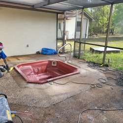Sugarmill Woods Pool & Spa - Spa and patio area before remodel