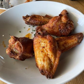 93' Til - Dry rub wings - New American Near Me - Houston, Texas