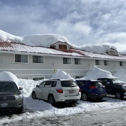 Summit Inn 57 Photos 57 Reviews Hotels 603 State Rte 906 Snoqualmie Pass Wa Phone Number Yelp