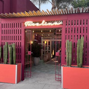 Tacolina - Cocktail Bars Near Me - Los Angeles, California Tacolina - Cocktail Bars Near Me - Los Angeles, California