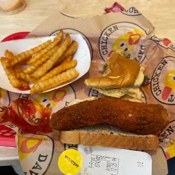 Dave's Hot Chicken - Dave's #Dave's #3 1 Tender & 1 Slider w/ Fries - Chicken Shop Near Me - Troy, Michigan Dave's Hot Chicken - Dave's #Dave's #3 1 Tender & 1 Slider w/ Fries - Chicken Shop Near Me - Troy, Michigan