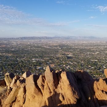 Camelback Mountain - A nice day. - Parks Near Me - Phoenix, Arizona