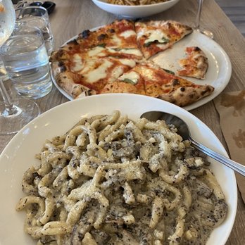 Sopra Sotto Pizzeria - Caserecce e Tartufo - Pizza Near Me - Burnaby, British Columbia Sopra Sotto Pizzeria - Caserecce e Tartufo - Pizza Near Me - Burnaby, British Columbia