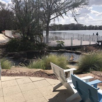 Shake Shack Winter Park - Beautiful View - Burgers Near Me - Winter Park, Florida Shake Shack Winter Park - Beautiful View - Burgers Near Me - Winter Park, Florida