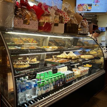 Kneaders Bakery & Cafe - Bakeries Near Me - Mesa, Arizona