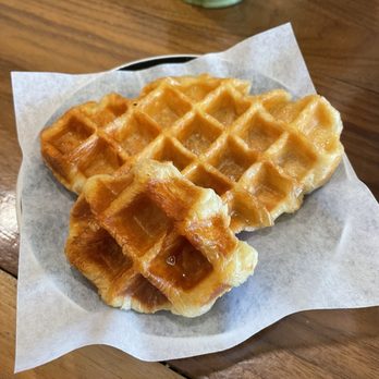 Lu Lu Coffee - Butter croffle - Coffee Roasteries Near Me - Fullerton, California