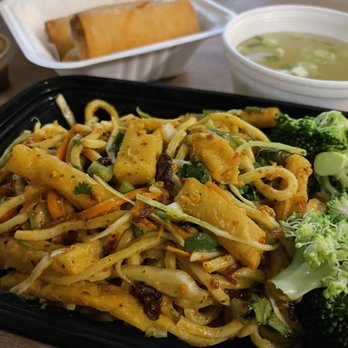 Pa Lian - Back left: C09.Spring Roll Salad ( Vegan lover) Back right: complimentary soup Front: B.06 KaukSwe Thoke ( Vegan Top Hit)***** - Burmese Near Me - Wheaton, Illinois