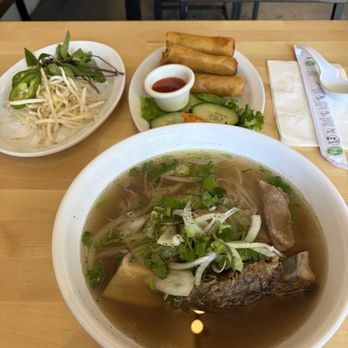 Pho Divis - Egg Rolls / Chả Giò and special pho - Vietnamese Near Me - San Francisco, California Pho Divis - Egg Rolls / Chả Giò and special pho - Vietnamese Near Me - San Francisco, California