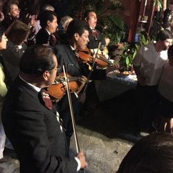 Serenatas Directo - They 'serenaded' my mom beautifully and from the soul!
