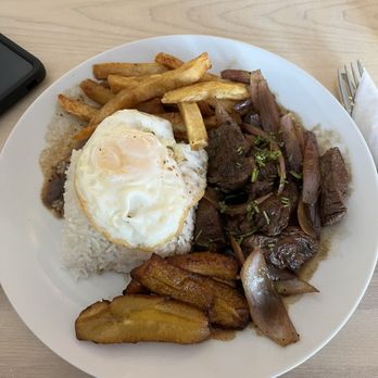 Pio Peruvian - Lomo Saltado - Peruvian Near Me - Calgary, Alberta