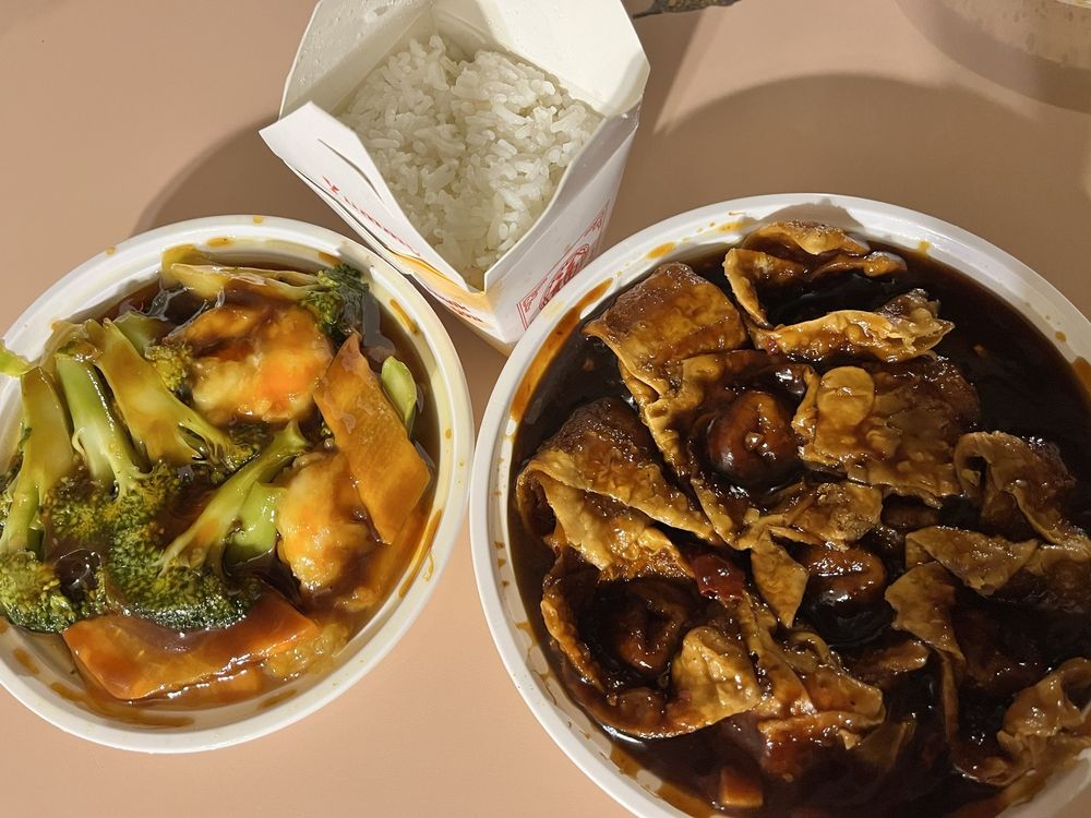 Food from Yeung Ho III