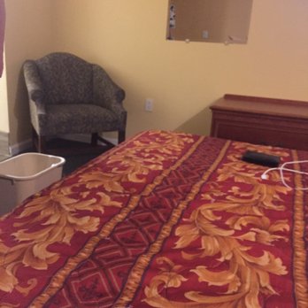 Del Playa Inn - Pretty chill, classic room. Not the softest bed ever but decent - Hotels Near Me - Oxnard, California Del Playa Inn - Pretty chill, classic room. Not the softest bed ever but decent - Hotels Near Me - Oxnard, California
