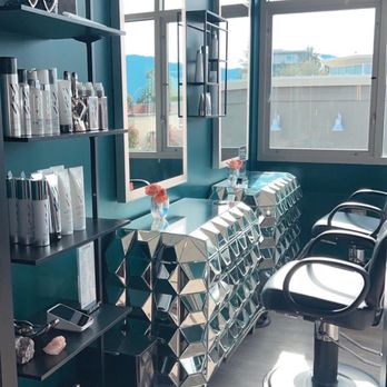 Glam by Charina - Private studio space. - Hair Salons Near Me - Issaquah, Washington Glam by Charina - Private studio space. - Hair Salons Near Me - Issaquah, Washington