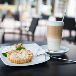 Baristaz Coffee Heroes - Kaffee und hausgemachte Kuchen