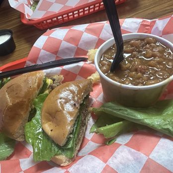 Little Roadside Grill - Burger and baked beans - Barbeque Near Me - High Point, North Carolina