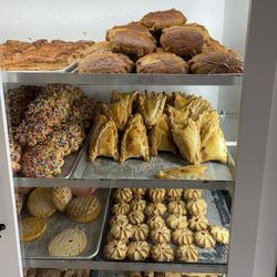 Odalys Panaderia Y Pasteleria - Pastries.