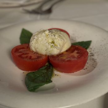Divino - Tomato and Burrata Cheese. Perfection - Italian Near Me - Los Angeles, California