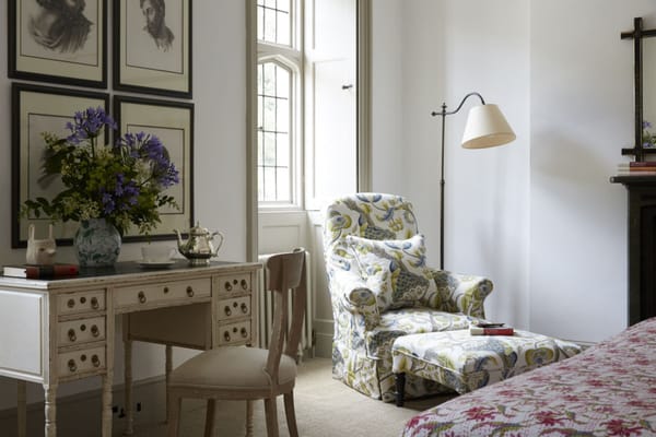 Hotel Endsleigh by null