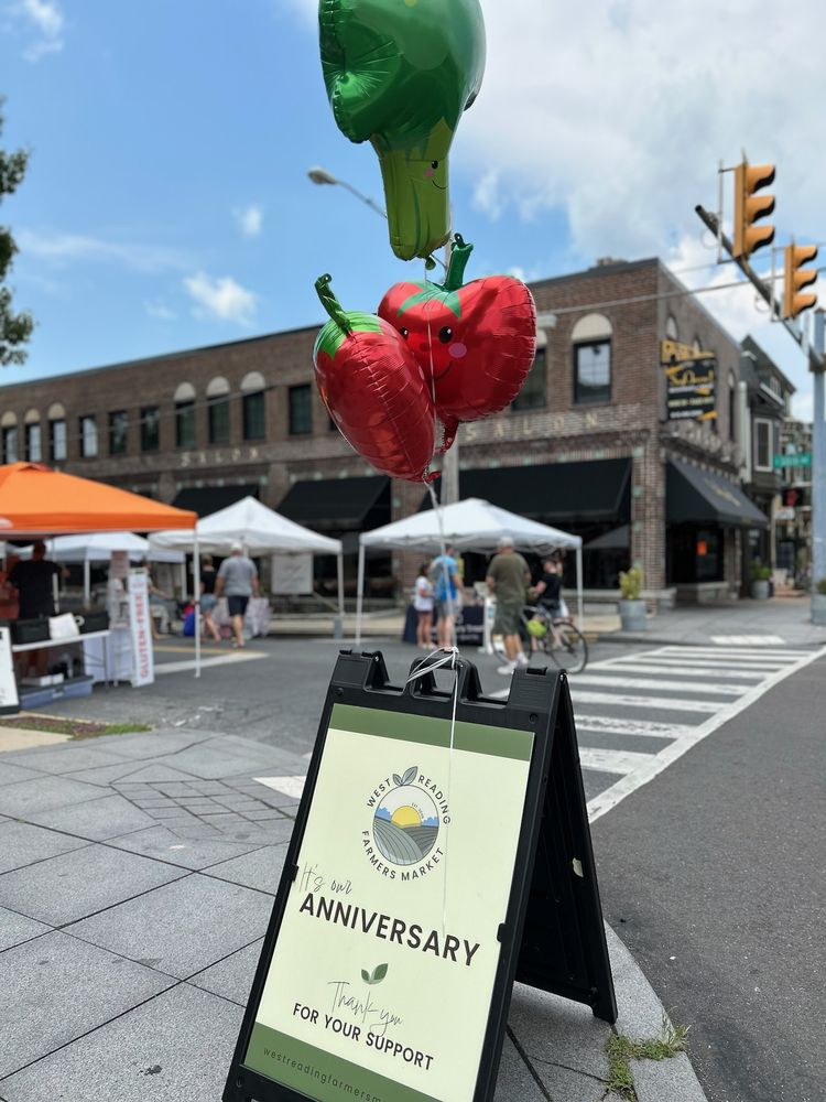 West Reading Farmers Market Logo