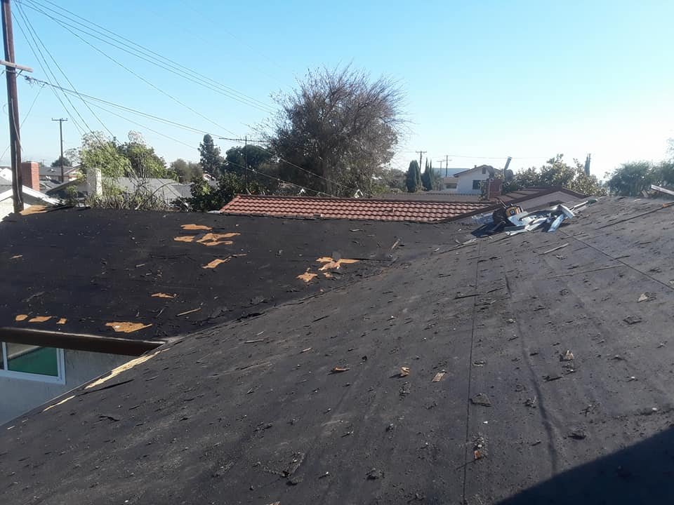 Slide of Roofer Handyman of Moreno Valley