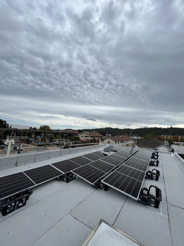 Slide of Solar G Solutions