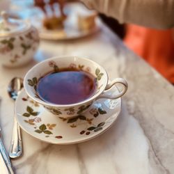 Deer Path Inn - Tea