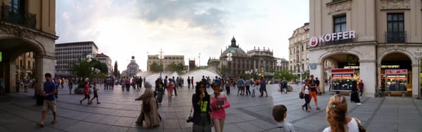 Karlsplatz by null