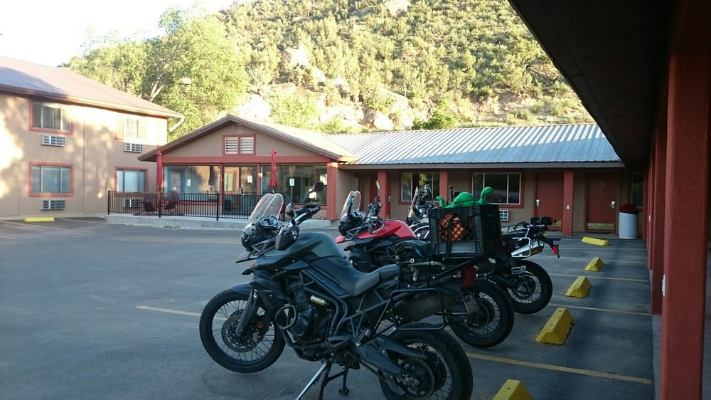 RIMROCK HOTEL Updated August 2024 10 Photos & 10 Reviews 123 E