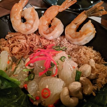 Mahaniyom - Yum Som-O (Pomelo salad) - Cocktail Bars Near Me - Brookline, Massachusetts