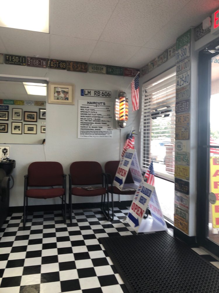 SPRING HILL BARBER SHOP 17 Photos 1370 Pinehurst Dr, Spring Hill