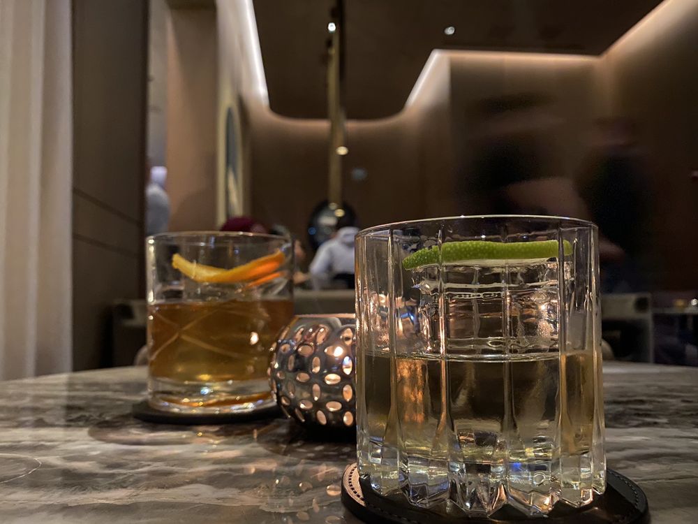 Z BAR Updated September 2024 471 Photos & 213 Reviews 108 E