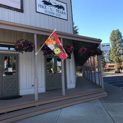 Hike-N-Peaks - The Forest Service says get maps here for hiking. Not Open. Hours not posted.