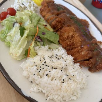 Yellow House Cafe  - Chicken Cutlet - Cafes Near Me - Northridge, California