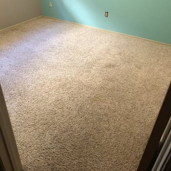 Company's Coming Carpet Cleaning - Bedroom after cleaning - Carpet Cleaning Near Me - Exeter, California Company's Coming Carpet Cleaning - Bedroom after cleaning - Carpet Cleaning Near Me - Exeter, California