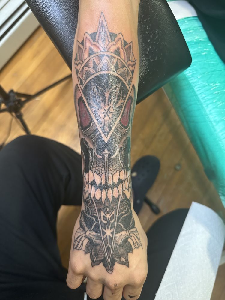 Tattoo Studio Logo