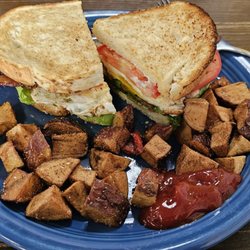 Zeke's Breakfast & Bakes - BLT
