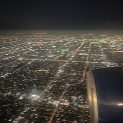 Delta Airlines - Landing in LA!