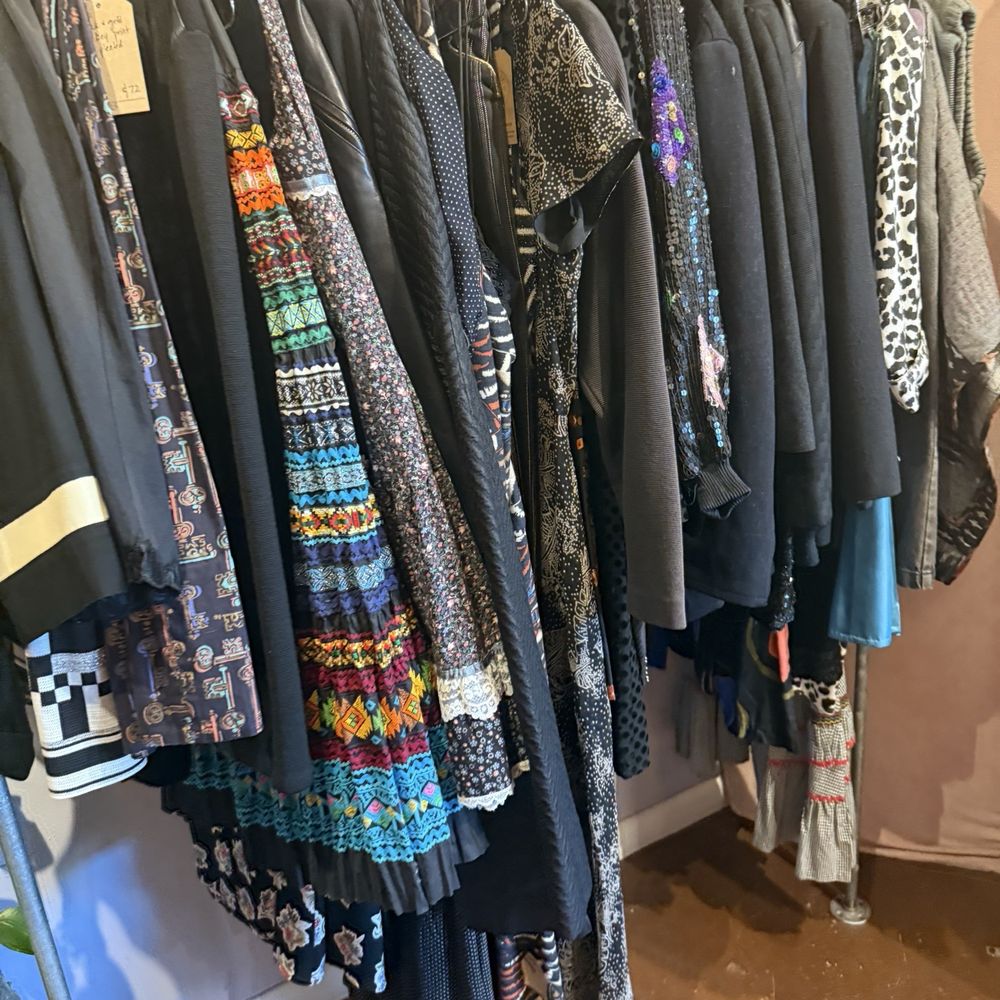 Charm School Vintage - Used, Vintage & Consignment Near Me - Austin, Texas Charm School Vintage - Used, Vintage & Consignment Near Me - Austin, Texas