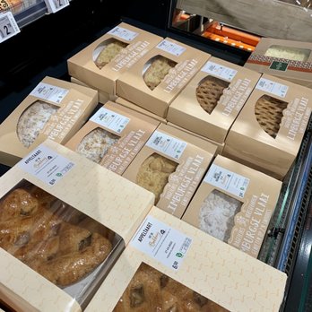 Albert Heijn - Het komt allemaal in één maag - It all goes into one stomach! I love this Dutch saying! Lol! - Grocery Near Me - Zaandam, New Hampshire