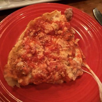 Lou Malnati's Pizzeria - Deep dish pizza - Pizza Near Me - Chicago, Illinois