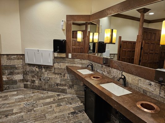 The Stonehaus by null